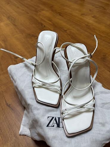 кр секс: Босоножки, 36, Zara, Новый, цвет - Белый, Самовывоз, Платная доставка — 3