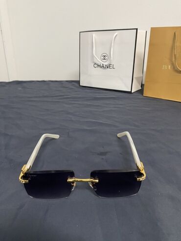 david jons torbe: Sunglasses, Cartier, color - Black