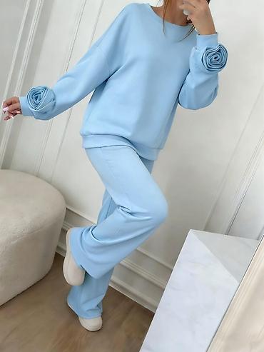 Kompleti: Kompleti
Cena 3600
Uni vel.
V30 — 3