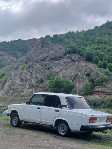 vaz 2107 matoru: İli 2003 Mator 2106 Super Vezyetde Karofka 5di Atmır Most Əladı