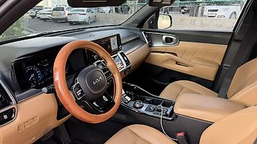 range rover evoque: Kia Sorento: 2022 г., 1.6 л, Гибрид, Кроссовер — 8