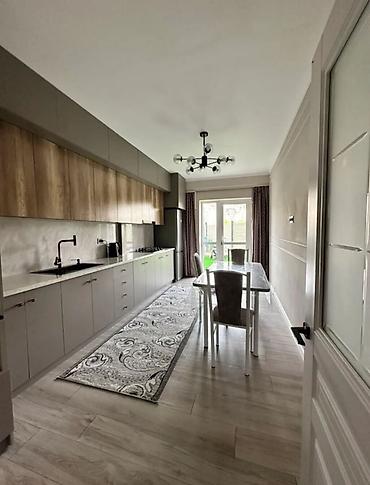 Долгосрочная аренда квартир: 🏡 Сдаётся просторная 2-комнатная квартира в ЖК Discovery 📍 Асанбай — 4