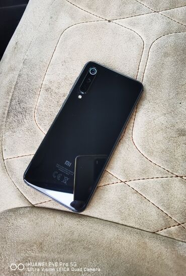 Xiaomi: Xiaomi, Mi 9 SE, Б/у, 128 ГБ, цвет - Черный, 2 SIM