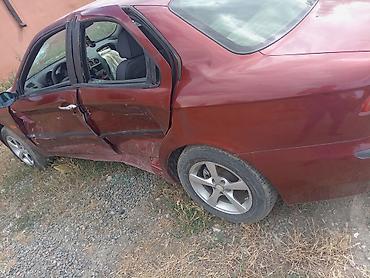 bmw arxa stop: Alfa Romeo 156 sedan – qırmızı rəng - Kuzov: 4 qapılı sedan, yan — 3