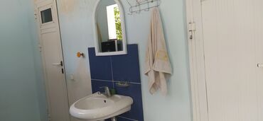 Bağ evlərinin kirayəsi: 200 kv. m, 3 otaqlı, Hovuzsuz, Artezian quyusu, Telefon, Qaz — 10