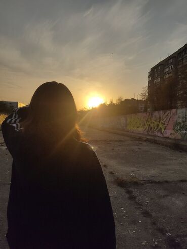 пластиковая мебель для сада: Няня на день. Меня зовут Мадина, мне 14 лет и ищу подработку, очень