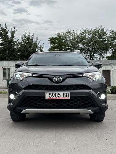 срочно срочно продам машину: Toyota RAV4: 2018 г., 2.5 л, Автоматтык, Бензин, Кроссовер