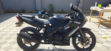 motosikle: Yamaha 200 sm3