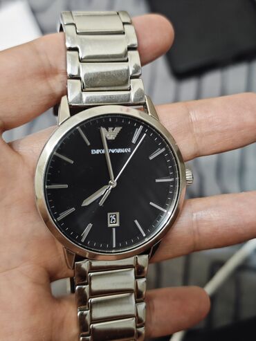 emporio armani часы: Классические часы часы, Armani, Италия, Мужские
