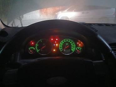 Транспорт: Ford Mondeo: 2001 г., 1.8 л, Механика, Бензин, Седан — 4
