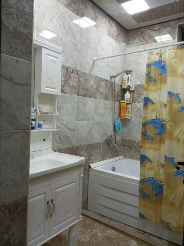 Uzunmüddətli kirayə evlər: 100 kv. m, 3 otaqlı -da lalafo.az — 6 Uzunmüddətli kirayə evlər: 100 kv. m, 3 otaqlı — 6