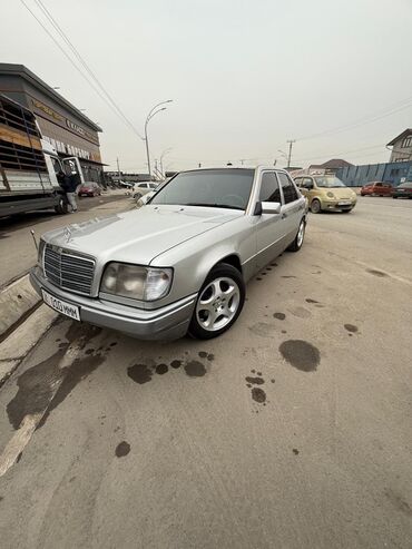 Mercedes-Benz: Mercedes-Benz E-Class: 1994 г., 2.8 л, Автомат, Бензин, Седан