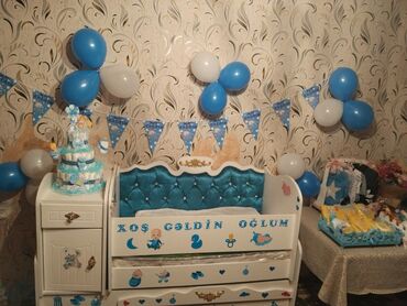 Beşiklər: Oğlan və qız üçün, İşlənmiş, Dördbucaq, Beşik, Dəstsiz, Matras ilə, Yellənmə mexanizm ilə