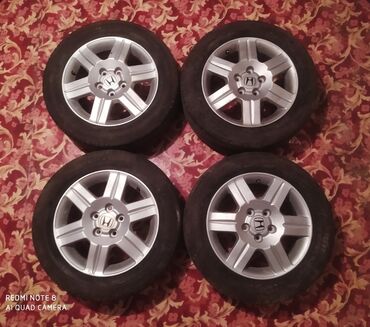 авто диски бишкек: Дөңгөлөктөр монтажда 205 / 60 / R 16, Жай, Колдонулган, Комплект, Жеңил унаалар, Куйма, тешиктери - 5