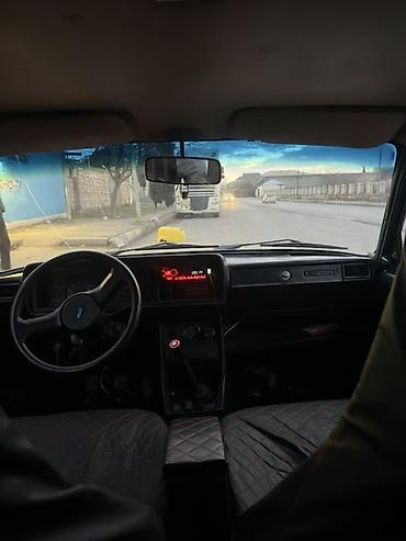 VAZ (LADA): VAZ 2107 sedan - Korpus: 4 qapılı sedan, tünd qırmızı rəng, klassik — 8