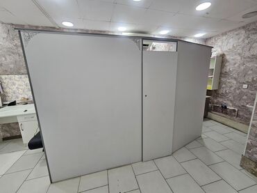 Tibbi çarpayılar: Salon üçün arakəsmə