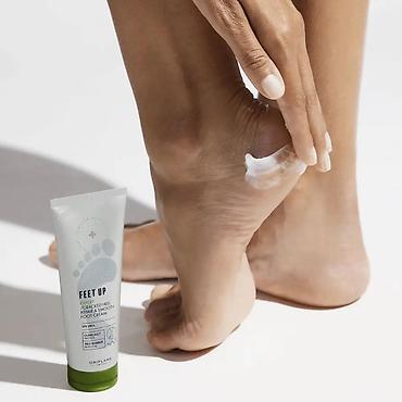 cizme deezee: Oriflame FeetUp Expert krema za oporavak ispucalih peta Feet Up — 1