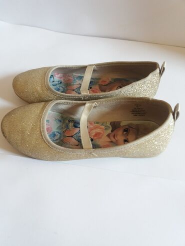 grubin papuce sa sljokicama: Baletanke, H&M, Veličina - 32