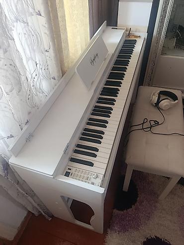 səs platası: Rəqəmsal pianino – Symphony (ağ rəng) - 88 klavişli tam ölçülü — 2