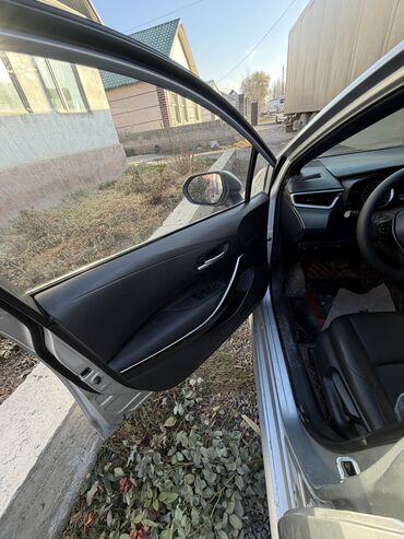 Toyota: Toyota Corolla: 2020 г., 1.8 л, Гибрид, Седан — 12