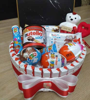 Xonça: Kinder buketleri sifarisle hazirlanir.Sifarisler en az 1 gun onceden