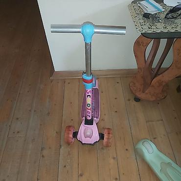 Oyuncaqlar: Salam, uşaqlar üçün 3 təkərli scooter az işlənmişdir musiqilidir — 1