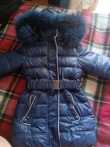 пальто зимнее: Срочно срочно Зимний куртка на девочку лет на 5-6-7 отличном состоянии