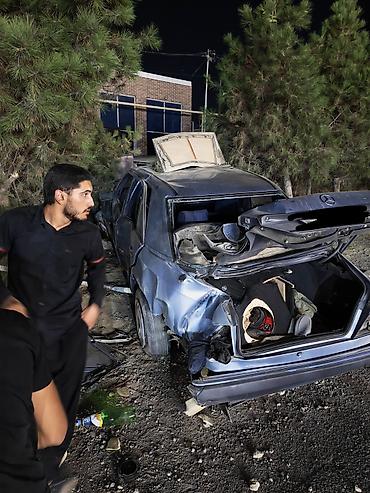 bmw e36 satilir: Maşın 89-cu ilin bez kraska maşını olub hansı ki qəzaya düşməmişdən 4 — 1