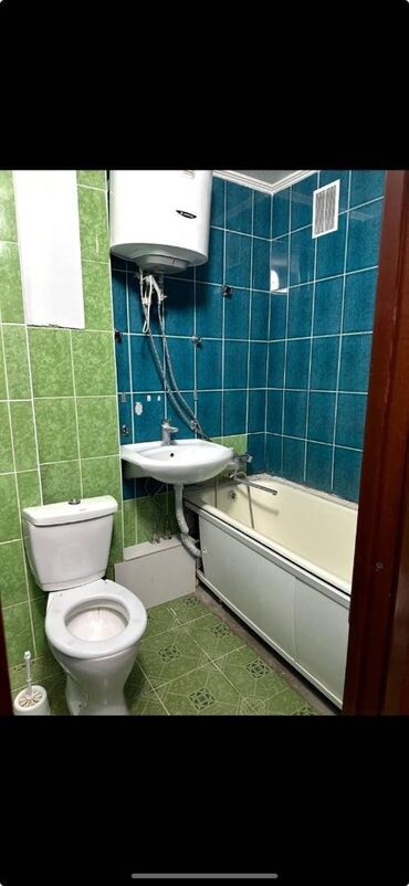 продажа квартир, бишкек 3 комн кв 106 серии: Продается 1-комнатная квартира 📍Адрес:7 мкр. 🔰Серия: 104 🔰Площадь