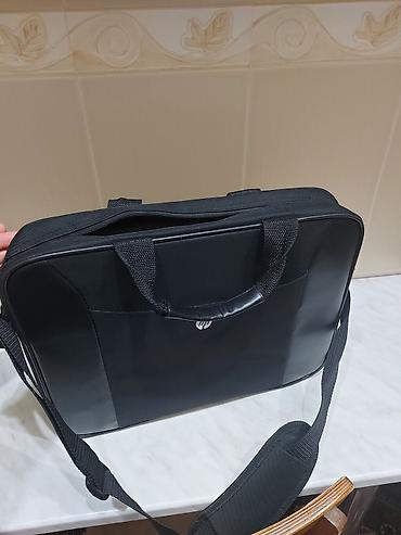 komputer notebook: HP noutbuk çantası, istifadə olunmayıb - Rəng: qara - Material: suya — 1