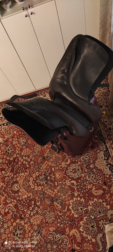 Yəhərlər: Goertz Jülich at yəhəri. Əlaqə üçün zəhmət olmasa Lalafoda yazın və ya — 6