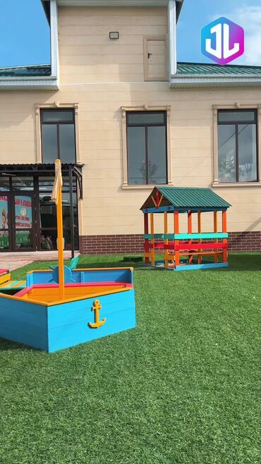 детская деревянная песочница: Для детского садика. Игровая площадка для детей. Детские качели