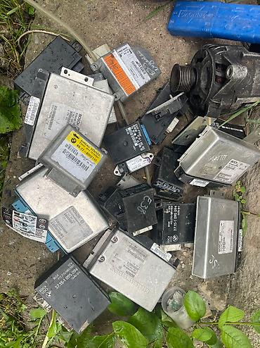 Генераторы: БМВ запчасти привозные в наличии и на заказ моторы АКПП бампера капоты — 8