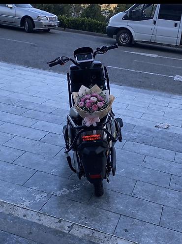 x9 pro scooter: Elektrik skuter – şəhər içi sürüş üçün güclü və komfortlu model — 9