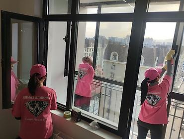 Клининговые услуги: Уборка помещений, | Уборка после ремонта, Уборка раз в неделю, Мойка окон, | Офисы, Кафе, магазины, Квартиры — 3