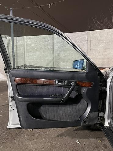 Audi: Audi A6: 1996 г., 2.6 л, Механика, Бензин, Седан at lalafo.kg — 7 Audi: Audi A6: 1996 г., 2.6 л, Механика, Бензин, Седан — 7