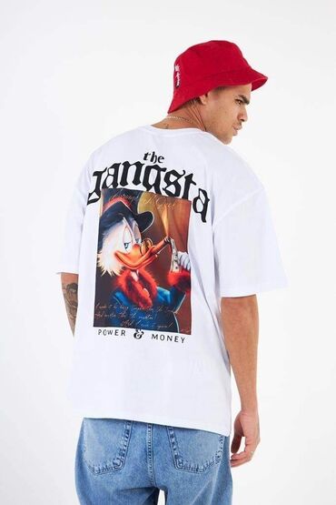 Majice: S m l xl i 2xl
2400 din — 1