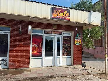 Kafe – Milli Mətbəx - Arendaya verilir - Rahat stol-stul düzümü