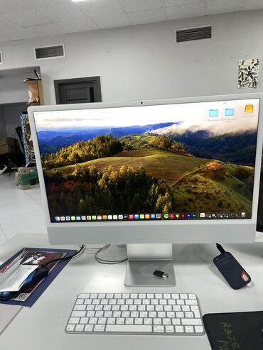 mac спонж: Компьютер, ядер - 10, ОЗУ 8 ГБ, Для несложных задач, Новый, Apple M3, eMMC