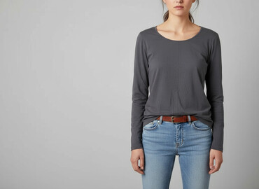 make t shirty: Women's blouse, size S