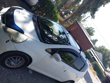 обмен на малолетражку: Honda Fit: 2003 г., 1.5 л, Автомат, Бензин, Хэтчбэк