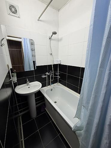 70: 3 комнаты, 70 м², Золотой квадрат Индивидуалка, 5 этаж, Косметический ремонт — 10