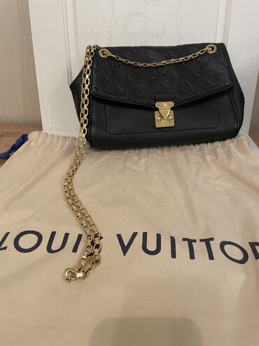 женские куртки из эко кожи: Классическая сумка, Louis Vuitton, Материал: Натуральная кожа, Оригинал, Женские, Б/у