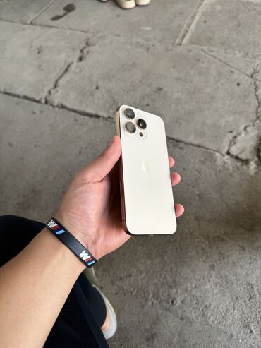 бу телефон в караколе: IPhone 16 Pro Max, Б/у, 256 ГБ, Золотой, Чехол, 92 %