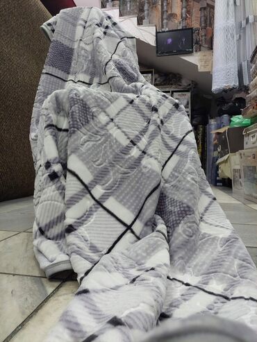 Ćebad i pokrivači: Veličina - Singl — 3