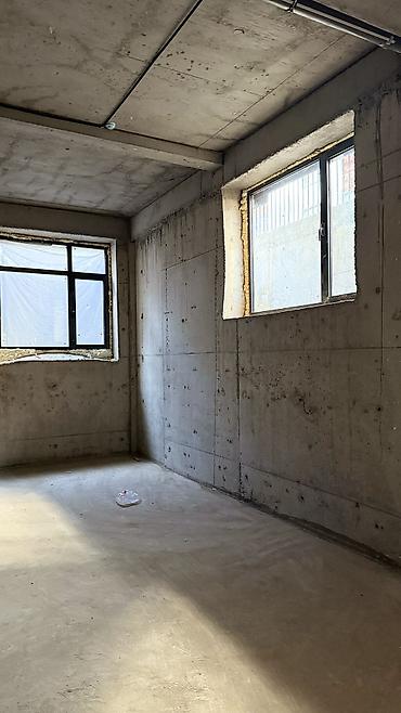 Продажа помещений свободного назначения: Коммерческое помещение 84 м² с отдельным входом 📍 ЖК «Ак-Ниет» — 11