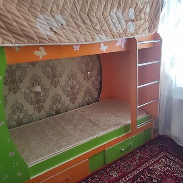 uşaq dolabi: Oğlan və qız üçün, İşlənmiş, Çarpayı, Matras ilə, Siyirməli, MDF