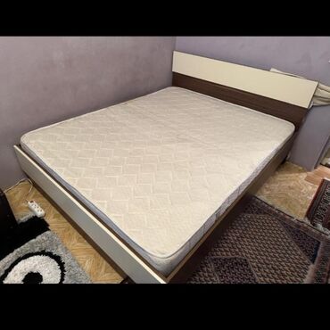yataq otaqı: Б/у, Двуспальная кровать, Без подьемного механизма, С матрасом, Без выдвижных ящиков, Азербайджан