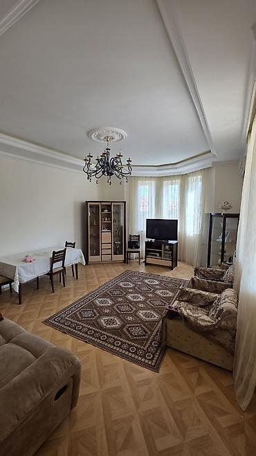 suraxanida evlər: 🏡 Satılır — 6 sotda 6 otaqlı ev 📐 Sahə: 124 m² 🌳 Torpaq sahəsi: 6 sot — 2