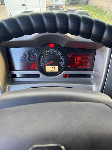 Тягачи: Тягач, Renault, 2013 г., Шторный — 17
